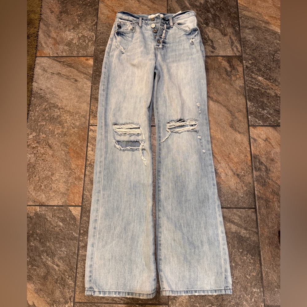 Light Wash Distressed Wide-Leg Women’s Kancan jeans